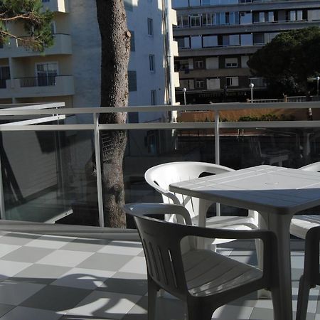 Zeus Montblanc Lägenhet Salou Exteriör bild